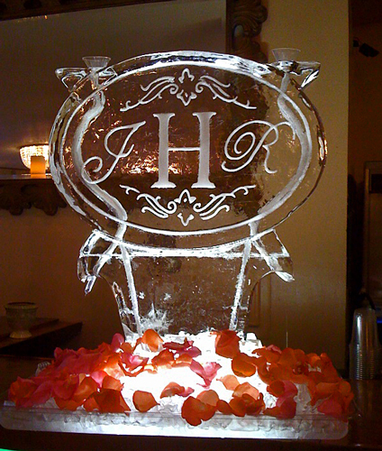 clamshell and conch ice carvings by Ice Pro